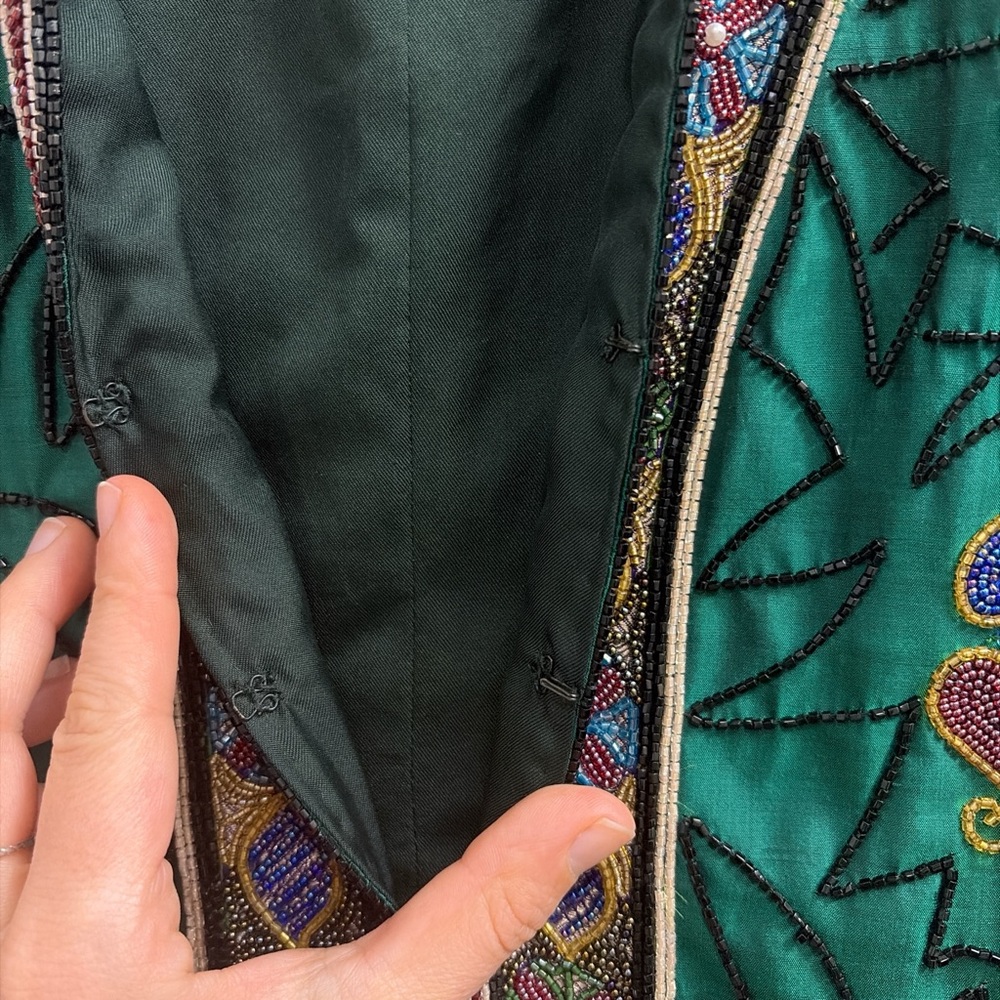 Vintage‎ Silk Beaded Vest 90s embroidered boho artsy womens small layering - Picture 7 of 7
